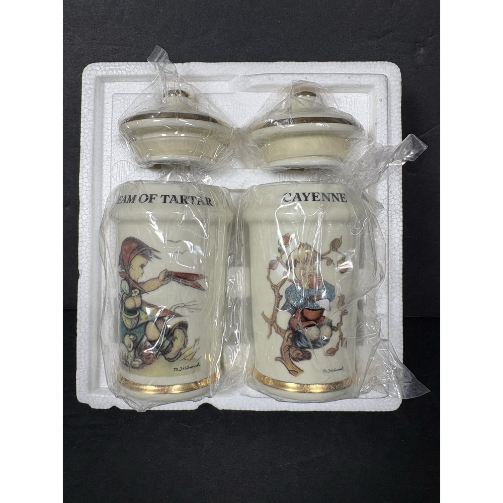 Vintage 1987 M.J. Hummel Spice Jars Cream of Tartar Cayenne New Set of 2